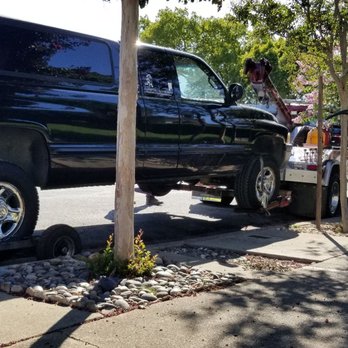 Bracco's Towing & Transport - there she sits in all her sleepy glory - Towing Near Me - Gilroy, California
