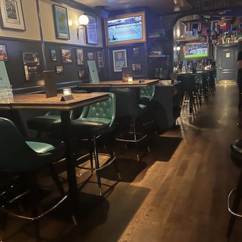 Bartley Dunnes - Cocktail Bars Near Me - New York, New York