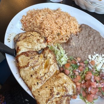 Alberto's Mexican Cuisine - Pollo asado - Mexican Near Me - Big Sky, Montana