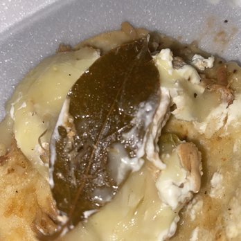 Taco Sinaloa - I had to pull that leaf from up under all that cheese it looked like it was mixed in with my meat. - Mexican Near Me - Torrance, California Taco Sinaloa - I had to pull that leaf from up under all that cheese it looked like it was mixed in with my meat. - Mexican Near Me - Torrance, California
