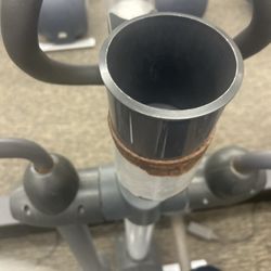 LA Fitness - Rusty equipment