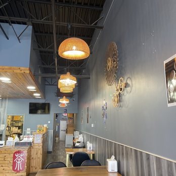 Queen Tea - Inside - Bubble Tea Near Me - Kennesaw, Georgia Queen Tea - Inside - Bubble Tea Near Me - Kennesaw, Georgia