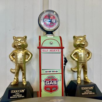 Prospect Auto - CARFAX Top-Rated Service Center awards in the waiting area - Auto Repair Near Me - West Orange, New Jersey Prospect Auto - CARFAX Top-Rated Service Center awards in the waiting area - Auto Repair Near Me - West Orange, New Jersey