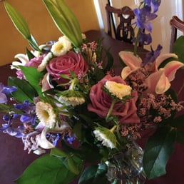 Beautiful bouquets at amazing prices!