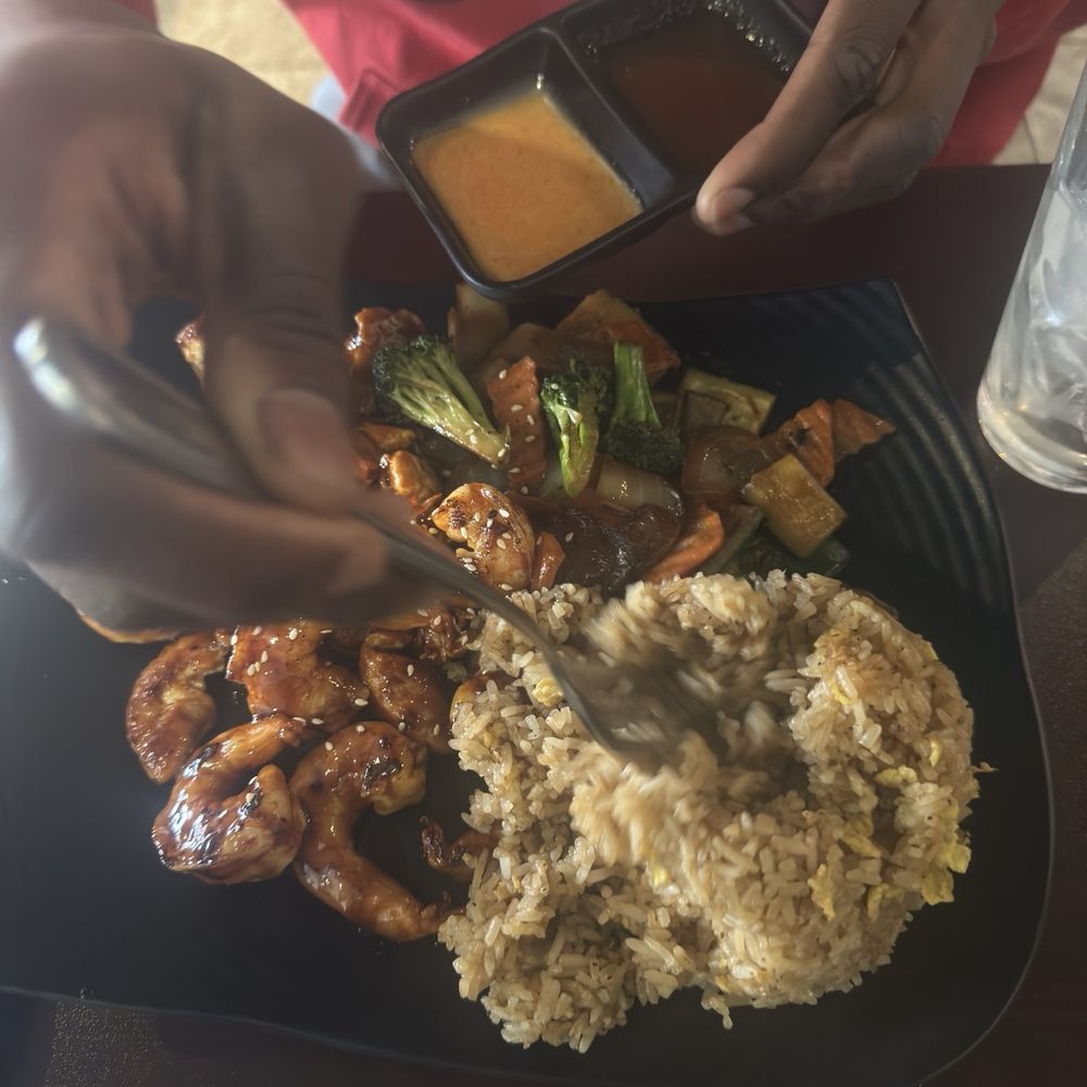 Hiratori - shrimp and chicken hibachi - Teppanyaki Near Me - Parker, Colorado Hiratori - shrimp and chicken hibachi - Teppanyaki Near Me - Parker, Colorado