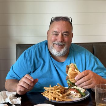 Kingfisher Seafood - My buddy Alabama Bob... - Seafood Near Me - Fairhope, Alabama Kingfisher Seafood - My buddy Alabama Bob... - Seafood Near Me - Fairhope, Alabama