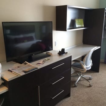 Home2 Suites by Hilton Anchorage/Midtown - Nice work area. - Hotels Near Me - Anchorage, Alaska