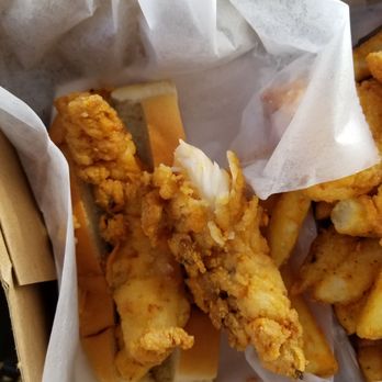 Stowe's Seafood - Lobster tails fried dip in butter and hot sauce so tender and juicy - Seafood Near Me - West Haven, Connecticut