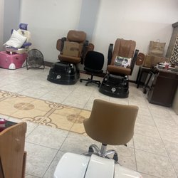 Ella Nail Spa