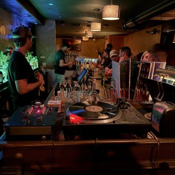 Sunset & Vinyl - DJ / Bartender - Cocktail Bars Near Me - Los Angeles, California Sunset & Vinyl - DJ / Bartender - Cocktail Bars Near Me - Los Angeles, California