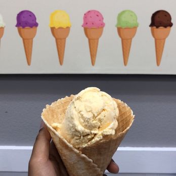 Davis Creamery - Peaches n Cream on a fresh delicious waffle cone! - Ice Cream & Frozen Yogurt Near Me - Davis, California