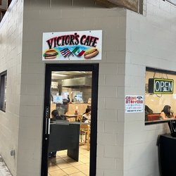 Victor's Cafe