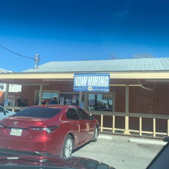 Blanco Cafe - They sucked!! No service whatsoever. Only people waited on were wearing scrubs - Mexican Near Me - San Antonio, Texas