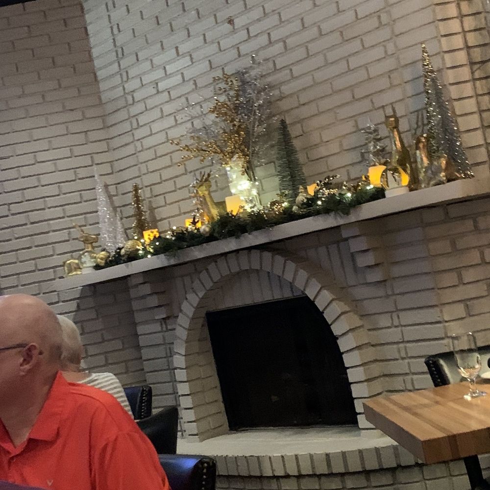 ChopHouse Thirteen - Bar's mantel decor for the holidays - Bars Near Me - Jacksonville, Florida ChopHouse Thirteen - Bar's mantel decor for the holidays - Bars Near Me - Jacksonville, Florida