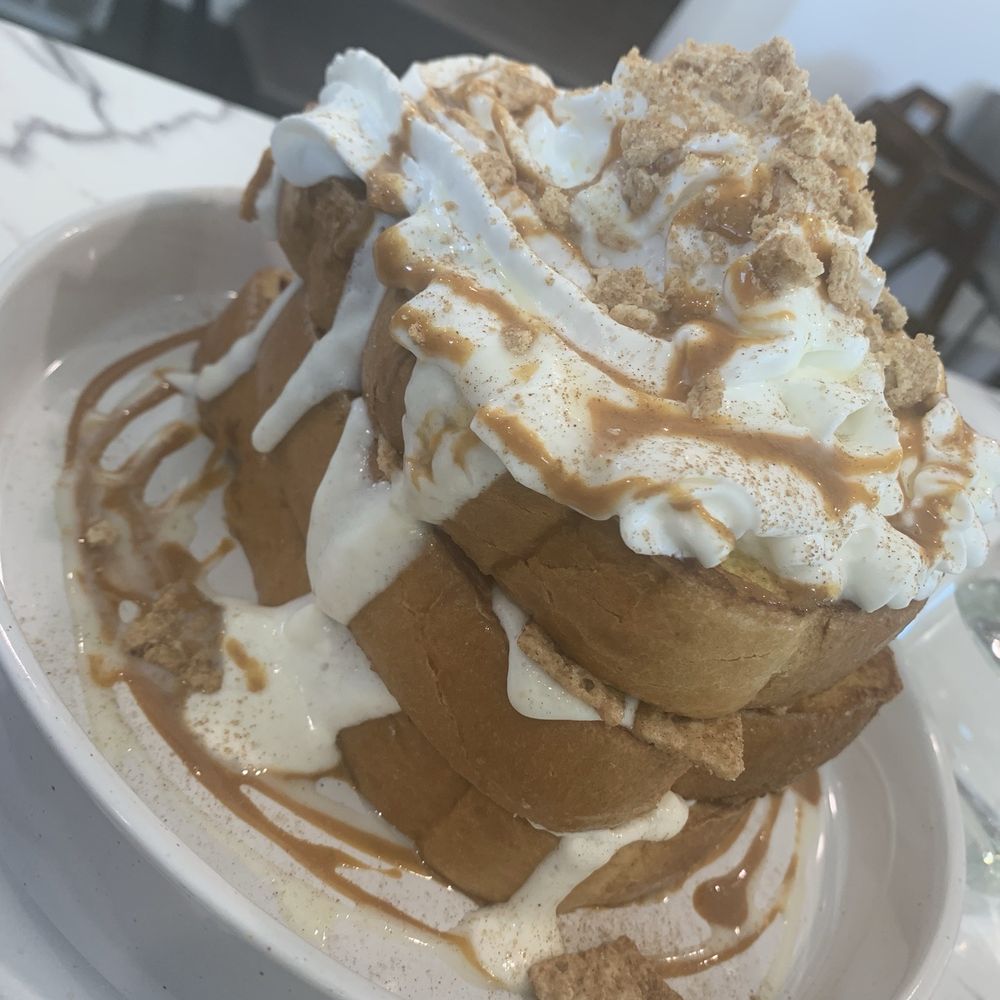 This beast! Cinnamon French toast This beast! Cinnamon French toast