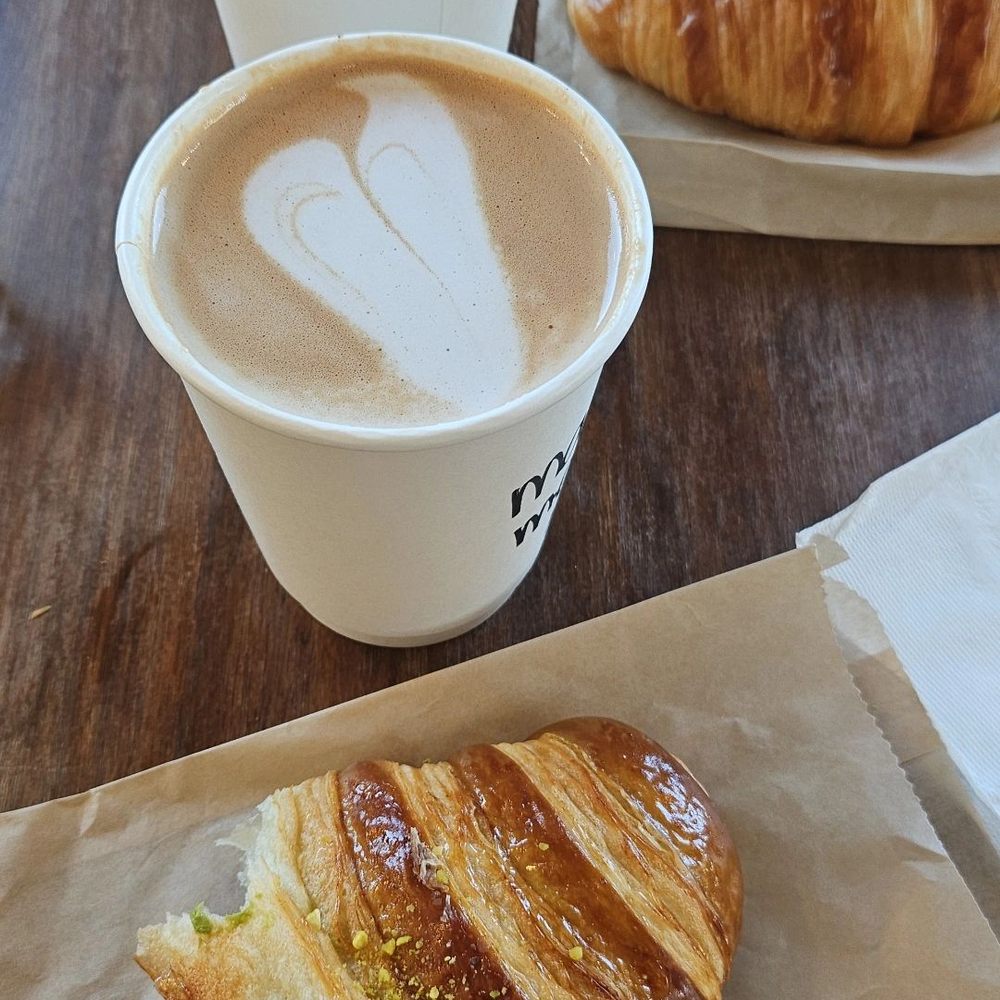 Picaresca Barra De Cafe - Hot vanilla lattes (the pastries are good though) - Coffee & Tea Near Me - Los Angeles, California Picaresca Barra De Cafe - Hot vanilla lattes (the pastries are good though) - Coffee & Tea Near Me - Los Angeles, California