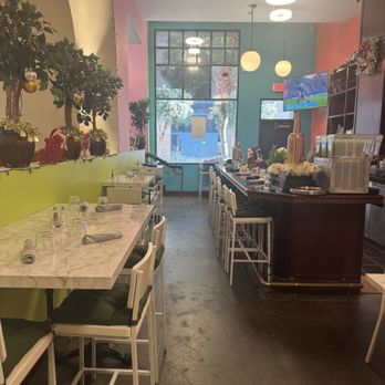 El Mariachi SF - Dinning and bar area - Mexican Near Me - San Francisco, California