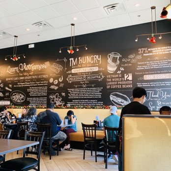 Pho Ben - Inside the restaurant ... nice wall - Vietnamese Near Me - Sugar Land, Texas