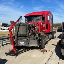 24 HR Roadside Truck Repair
