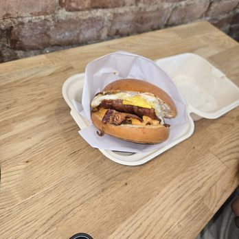 Duchess - Breakfast sandwich - American Near Me - Los Angeles, California