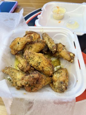 StrikeOut Wingz by null
