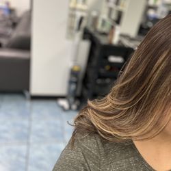 DC Creative Salon
