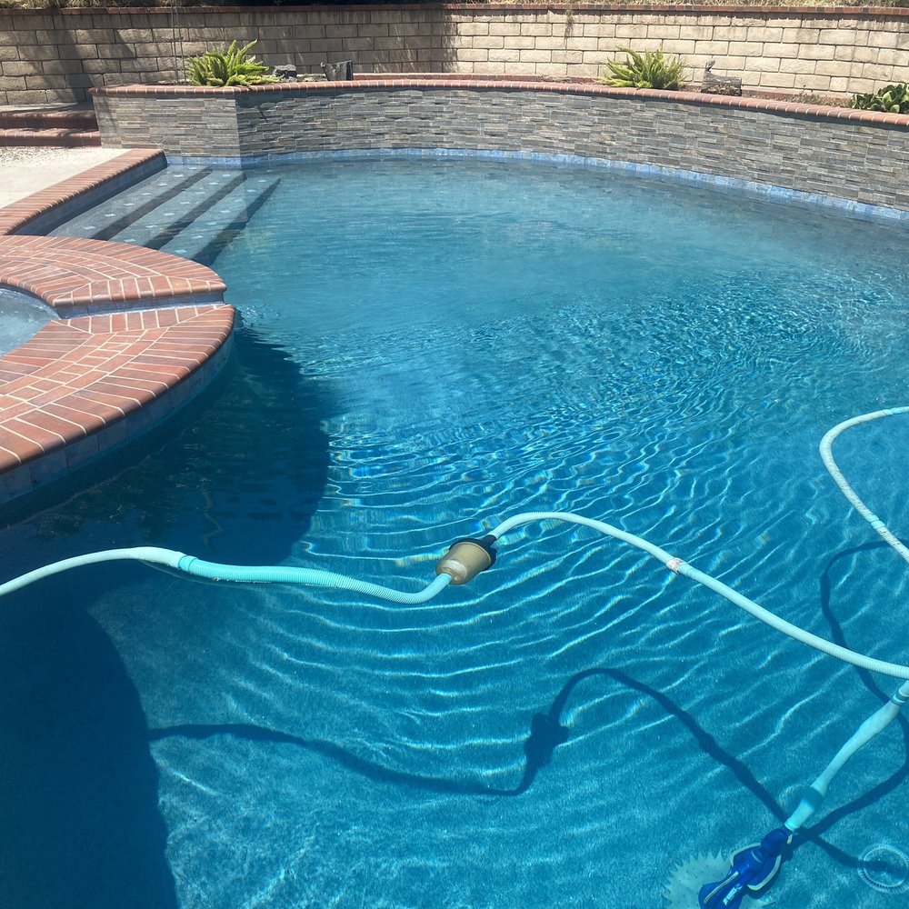 JB Pool Plastering - Pool & Hot Tub Service Near Me - Bloomington, California