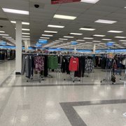ROSS DRESS FOR LESS - Updated September 2026 - 14 Photos - 10800 Kings Rd, Myrtle Beach, South Carolina - Department Stores - Phone Number