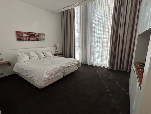 Hilton Garden Inn Stuttgart NeckarPark by null