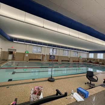 Tiburon Swim Academy - Swimming Lessons/Schools Near Me - Waltham, Massachusetts Tiburon Swim Academy - Swimming Lessons/Schools Near Me - Waltham, Massachusetts