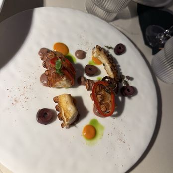 Le Jardinier - Octopus - French Near Me - Miami, Florida