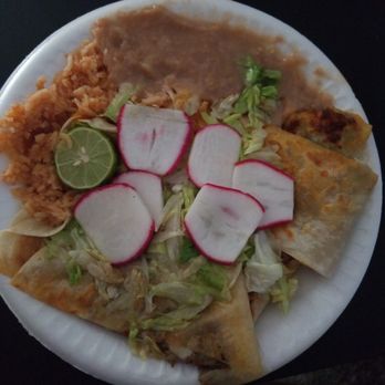 La Cascada - Quesadilla - Food Trucks Near Me La Cascada - Quesadilla - Food Trucks Near Me