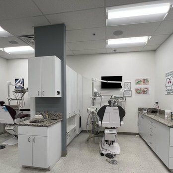 Bright Smile Dental Care - Cosmetic Dentists Near Me - Rialto, California Bright Smile Dental Care - Cosmetic Dentists Near Me - Rialto, California