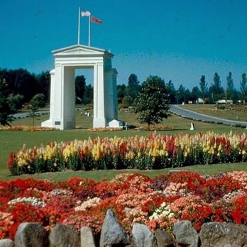Peace Arch State Park - oh so pretty - Landmarks & Historical Buildings Near Me - Blaine, Washington