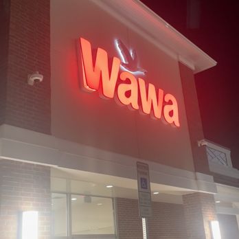 Wawa - Front entrance - Convenience Stores Near Me - Charlottesville, Virginia