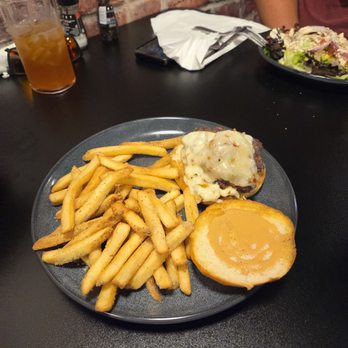 The Odds Cookhouse - American Near Me - Moorcroft, Wyoming