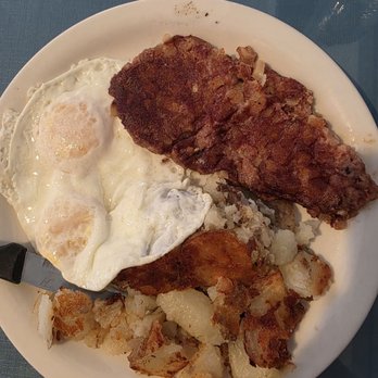 Carla's Country Kitchen - Corned beef hash two eggs and red skin potatoes. - Breakfast & Brunch Near Me - Morro Bay, California Carla's Country Kitchen - Corned beef hash two eggs and red skin potatoes. - Breakfast & Brunch Near Me - Morro Bay, California