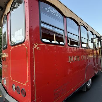 Door County Trolley - Wine Tours Near Me - Egg Harbor, Wisconsin