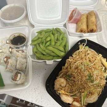 Payathai Restaurant - Atlantis - Pad Thai, edamame, Philly roll and house spring rolls - Thai Near Me - Atlantis, Florida Payathai Restaurant - Atlantis - Pad Thai, edamame, Philly roll and house spring rolls - Thai Near Me - Atlantis, Florida