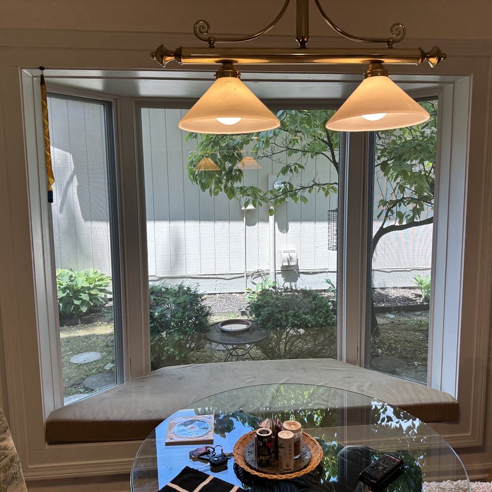 Sunny Days Window Tinting - Crisp outside view - Car Window Tinting Near Me - Brownsburg, Indiana Sunny Days Window Tinting - Crisp outside view - Car Window Tinting Near Me - Brownsburg, Indiana
