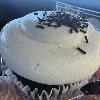 Tiffany's Sweet Spot - Desserts Near Me - La Quinta, California