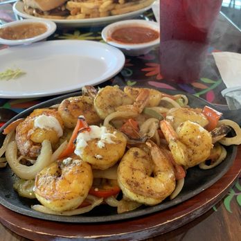 El Guatal - Mexican Near Me - St. Peters, Missouri