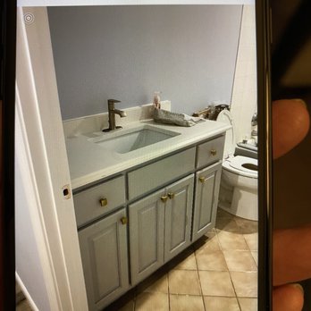 Pugh's Painting - Bathroom cabinets - Painters Near Me - Panama City Beach, Florida Pugh's Painting - Bathroom cabinets - Painters Near Me - Panama City Beach, Florida