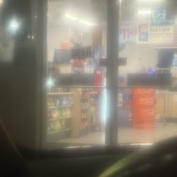 Circle k - unprofessional and armed and dangerous please dont come here todays date 05/01/25 1.03 am