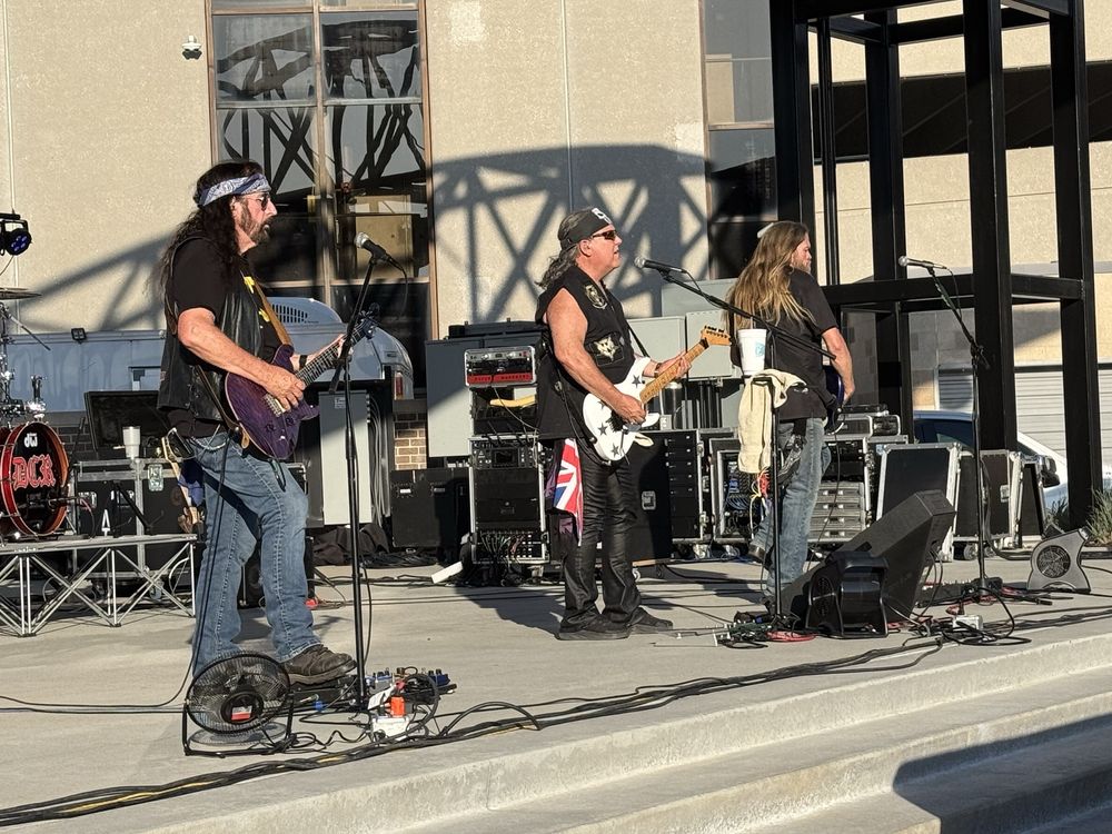 Evergy Plaza - wedding in Topeka, KS