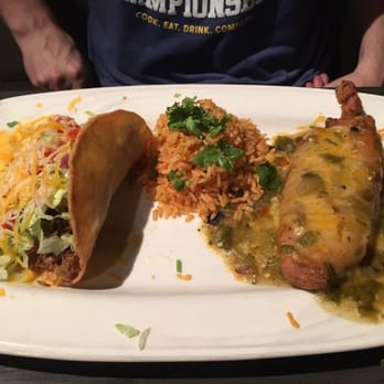 Sopapilla's - Chicken relleno - Mexican Near Me - Franklin, Tennessee Sopapilla's - Chicken relleno - Mexican Near Me - Franklin, Tennessee
