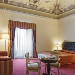 Manganelli Palace Hotel - Superior Room www.manganellipalace.it