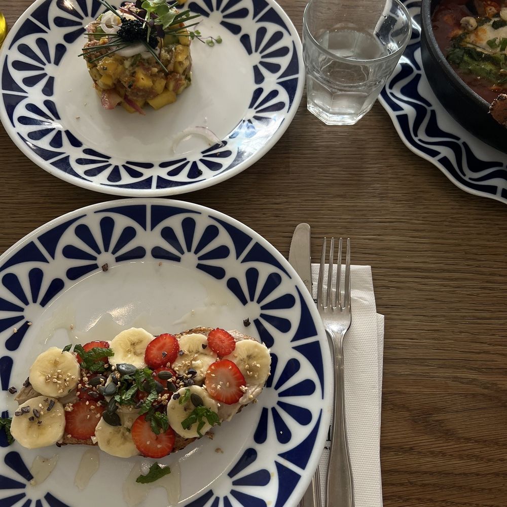 Flax & Kale - Nut butter toast - Spanish Near Me - Barcelona, B