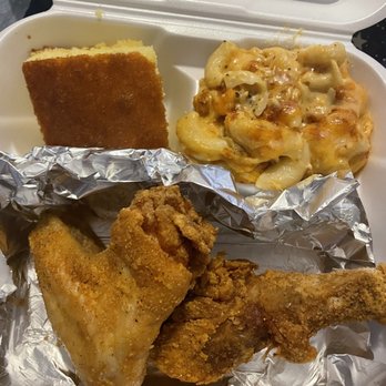 Doll's Kitchen - Chicken combo with side - Soul Food Near Me - Fresno, California Doll's Kitchen - Chicken combo with side - Soul Food Near Me - Fresno, California