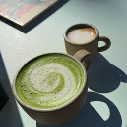 Matcha latte and Cortado